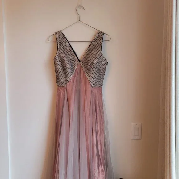 AKHL - Blush Pink Textured Satin Dress - Worn Once - XS - Picture 9 of 10